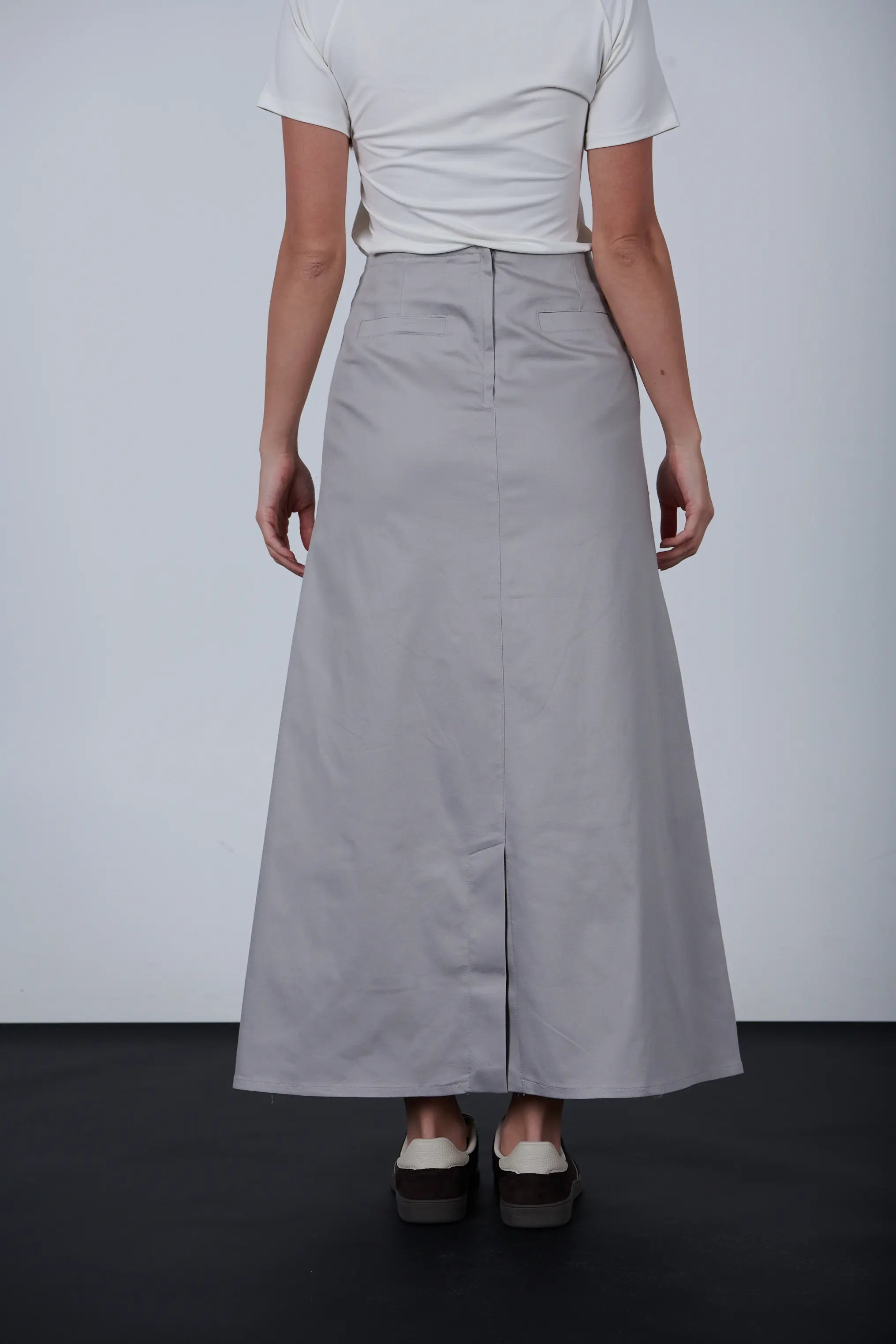 High Waist A-Line Maxi Skirt with Front Pockets