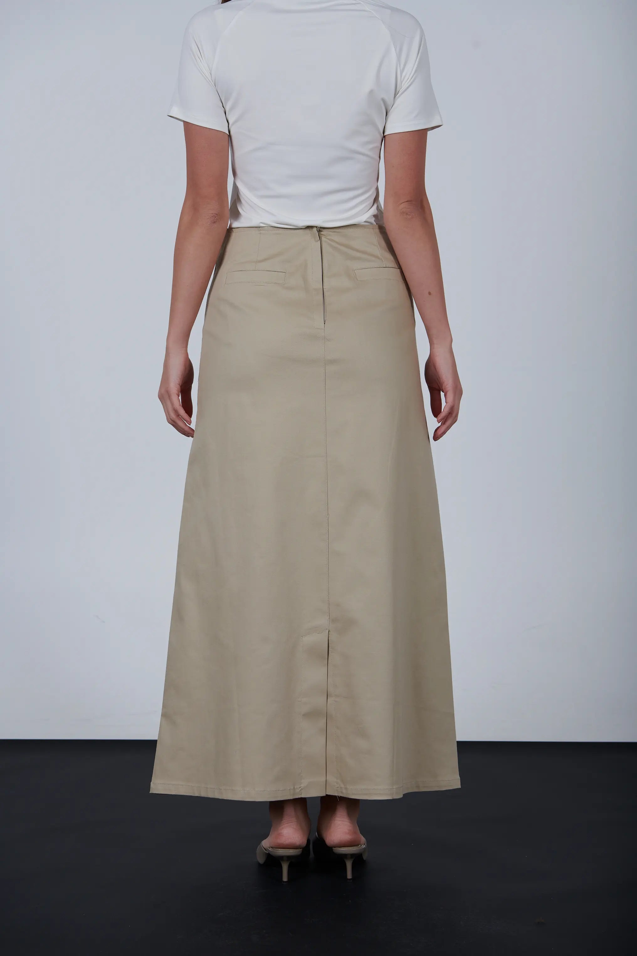 High Waist A-Line Maxi Skirt with Front Pockets