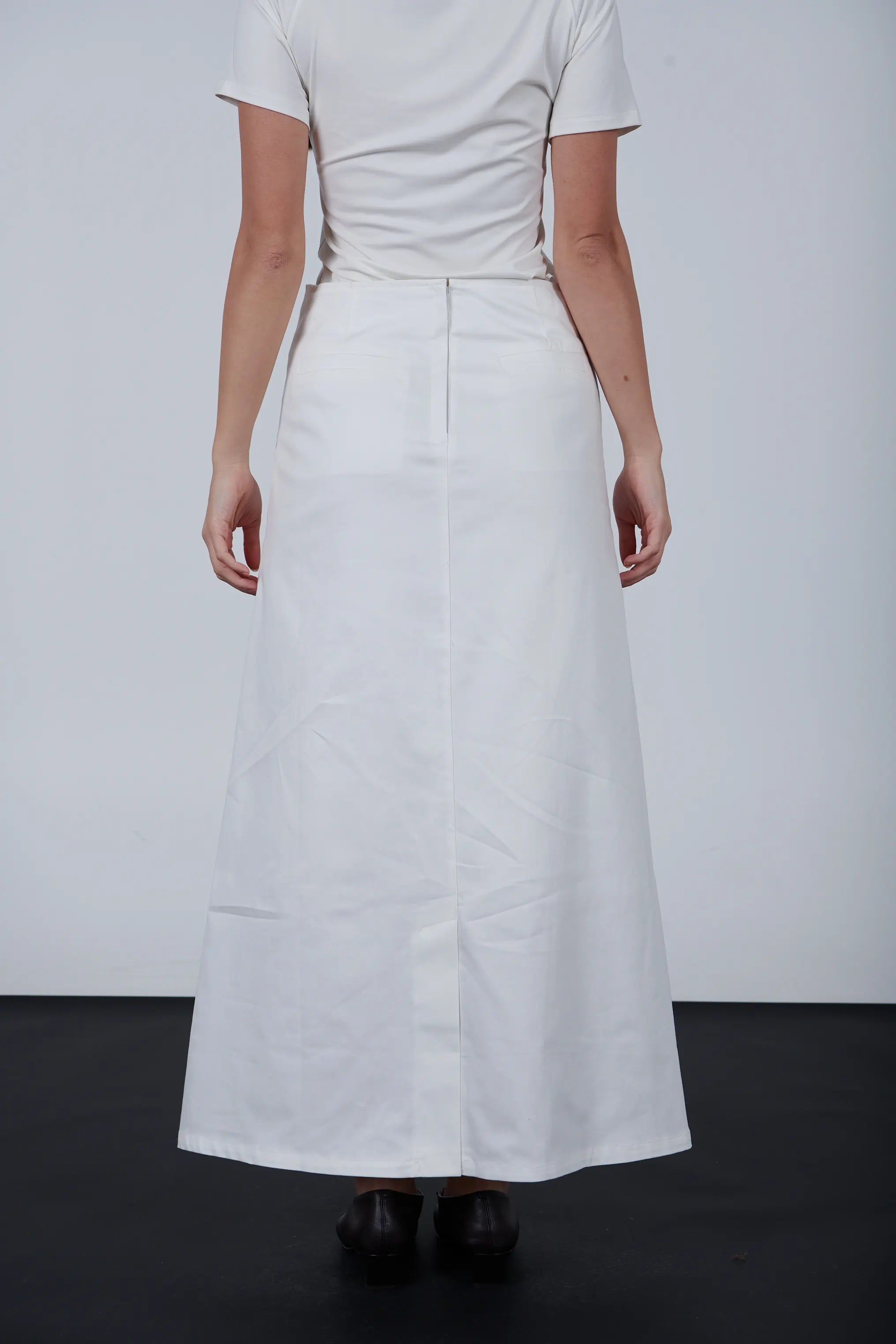 High Waist A-Line Maxi Skirt with Front Pockets
