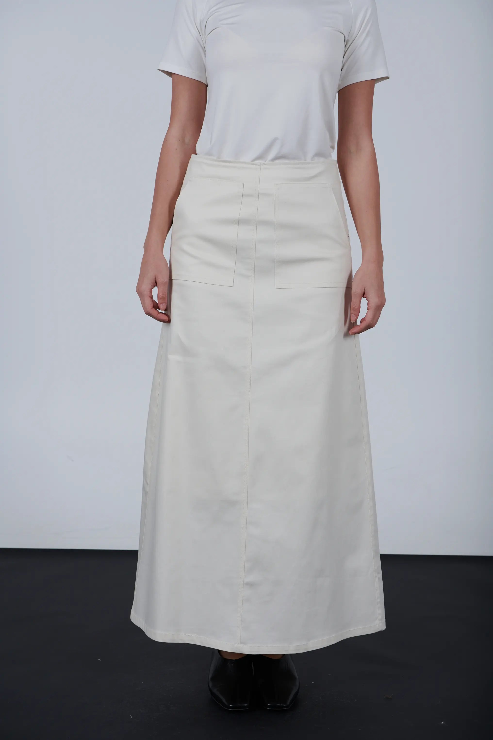 High Waist A-Line Maxi Skirt with Front Pockets