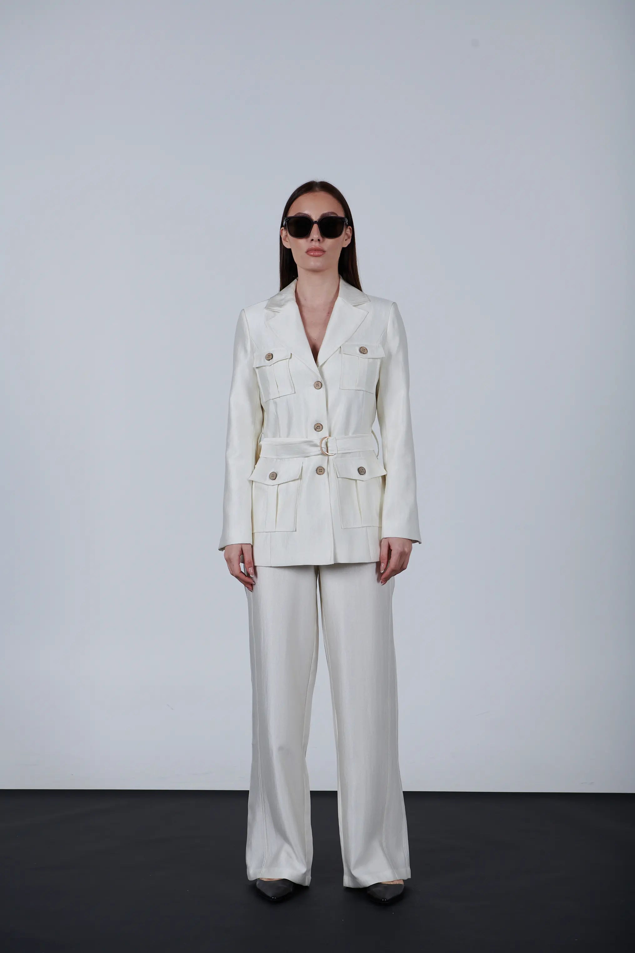 sparkling fabric pocketed blazer