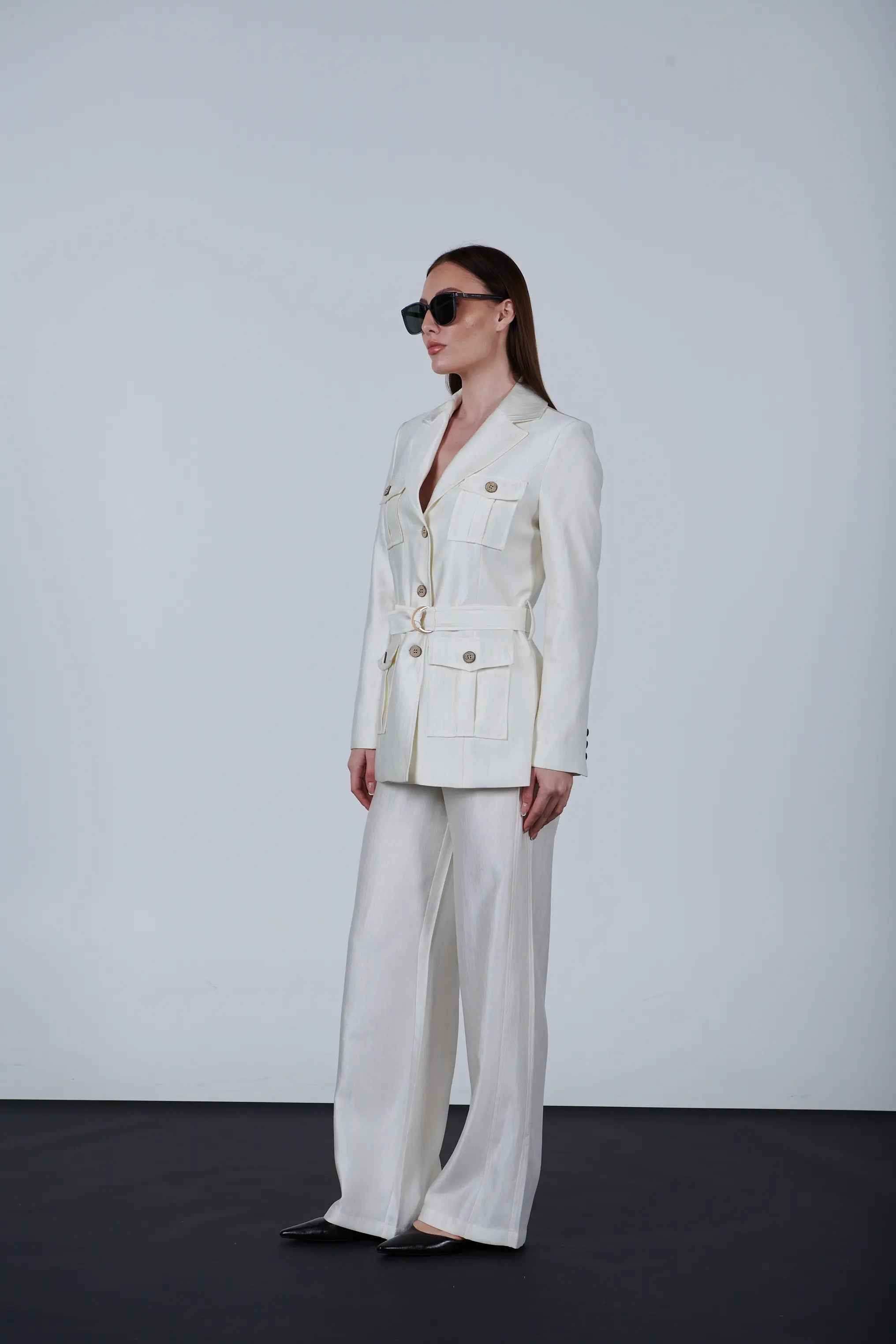 sparkling fabric pocketed blazer