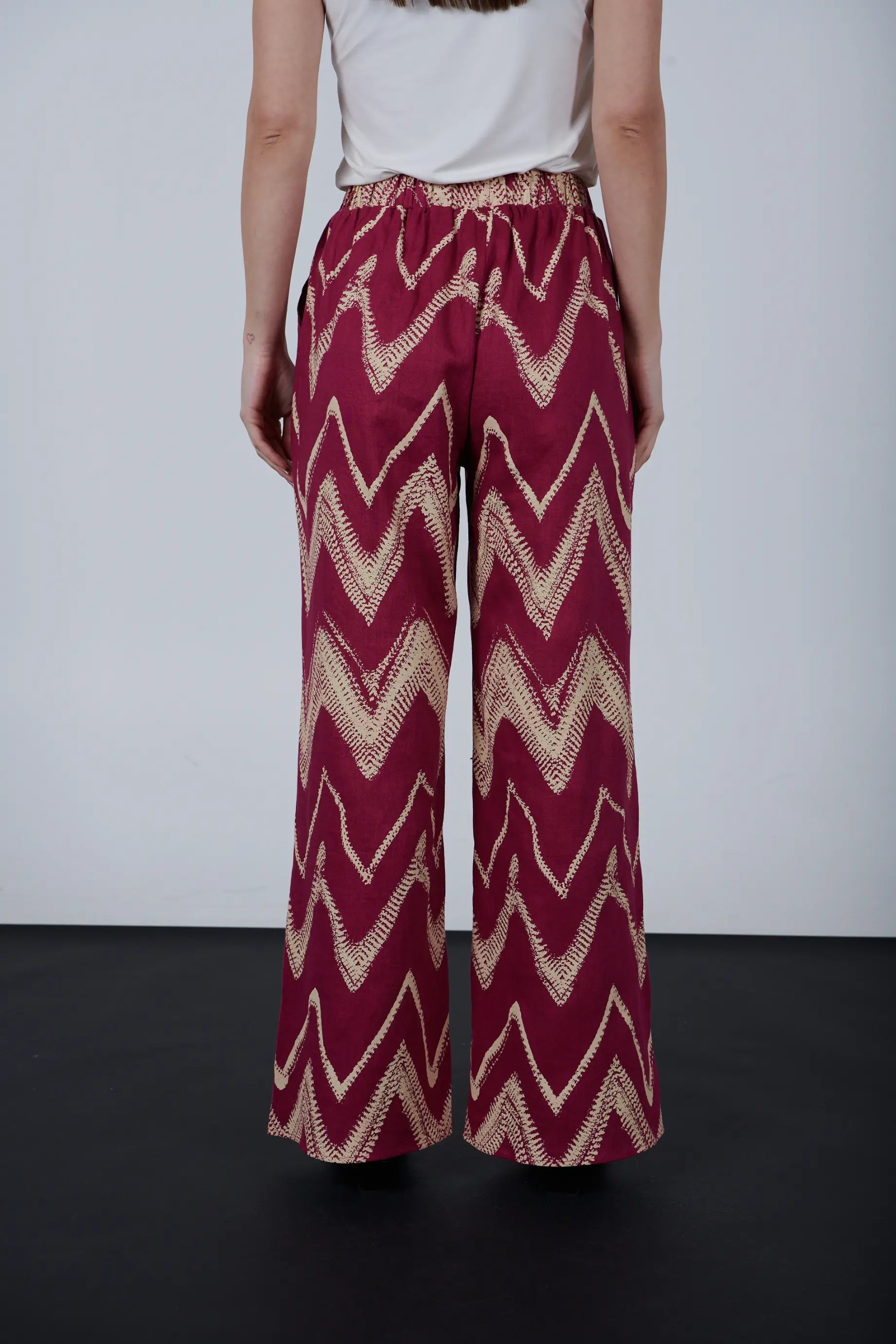 Wide Leg Zigzag Patterned Pants