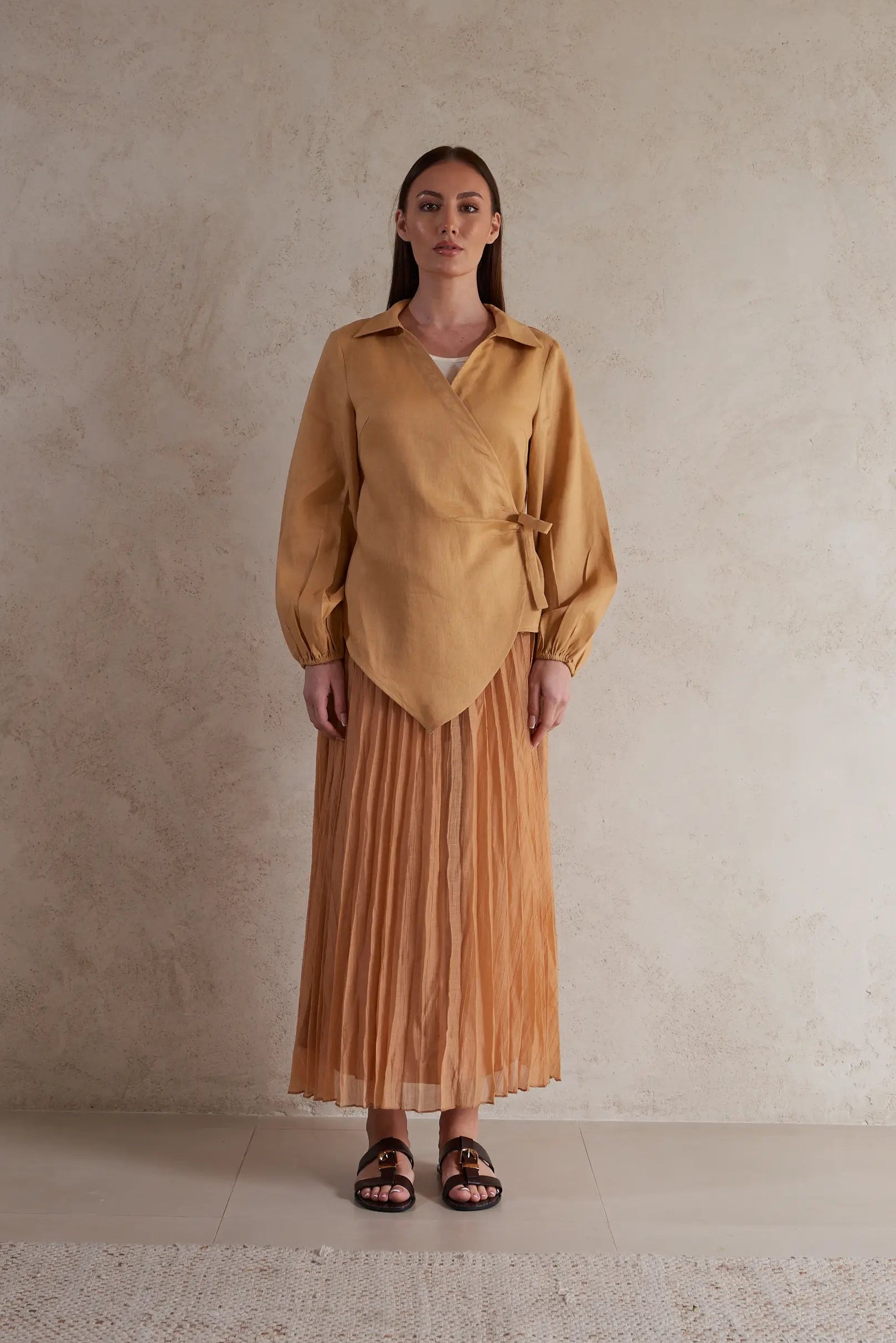 Long Sleeve Linen knotted Top