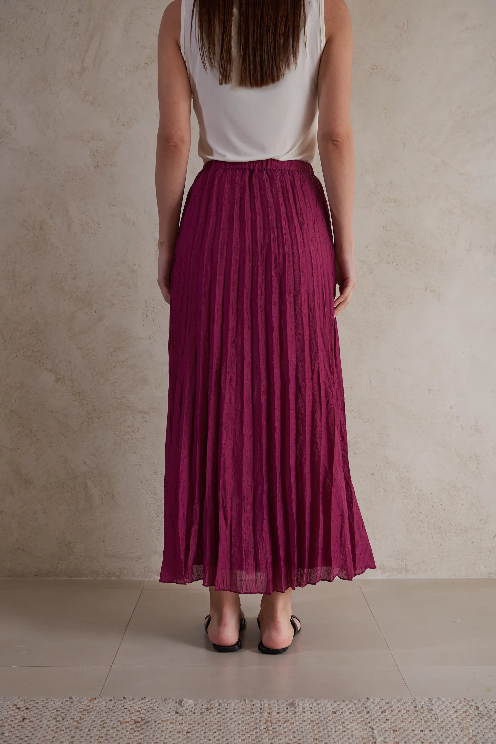 Lightweight Pleated Maxi Linen Skirt
