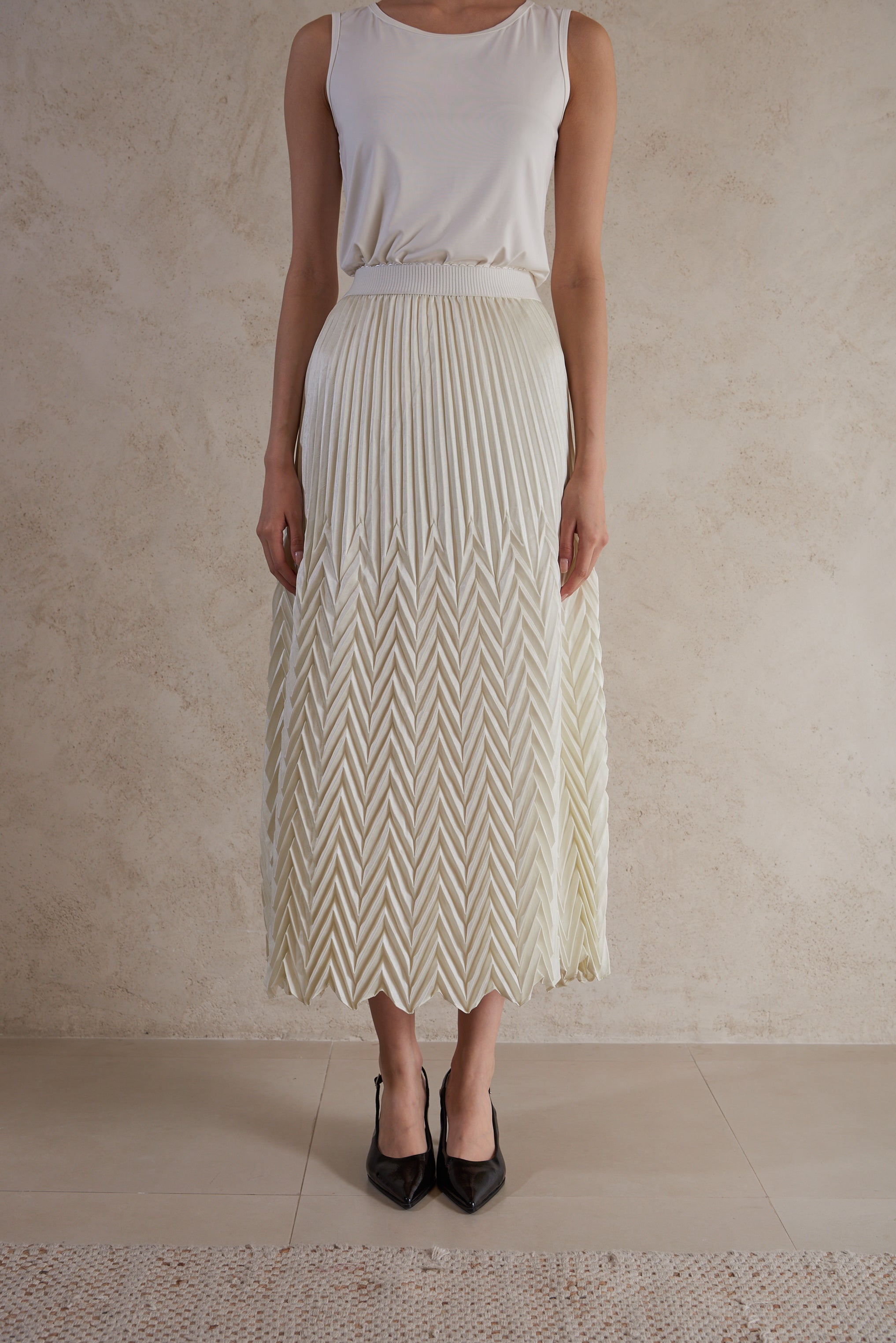 Flowy Pleated satin Maxi Skirt