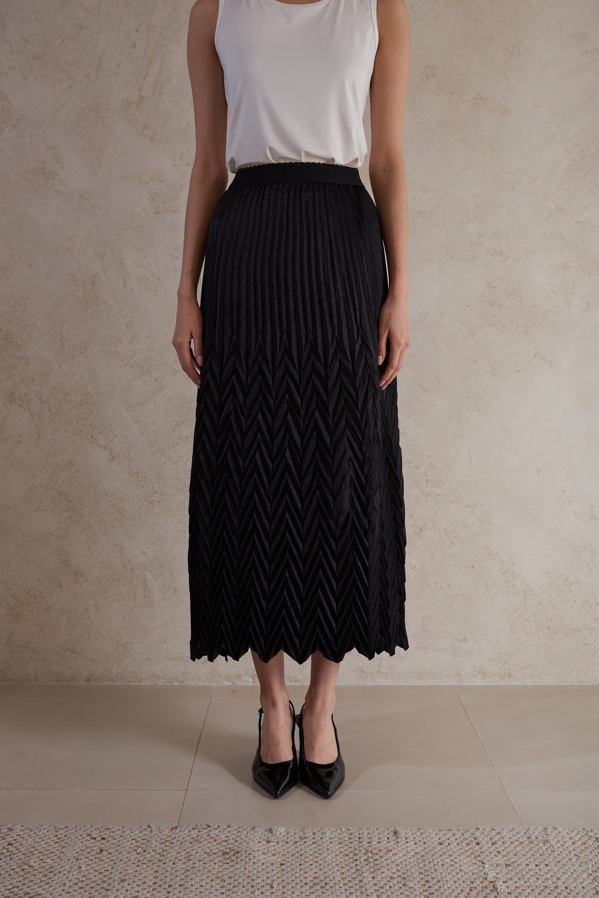 Flowy Pleated satin Maxi Skirt