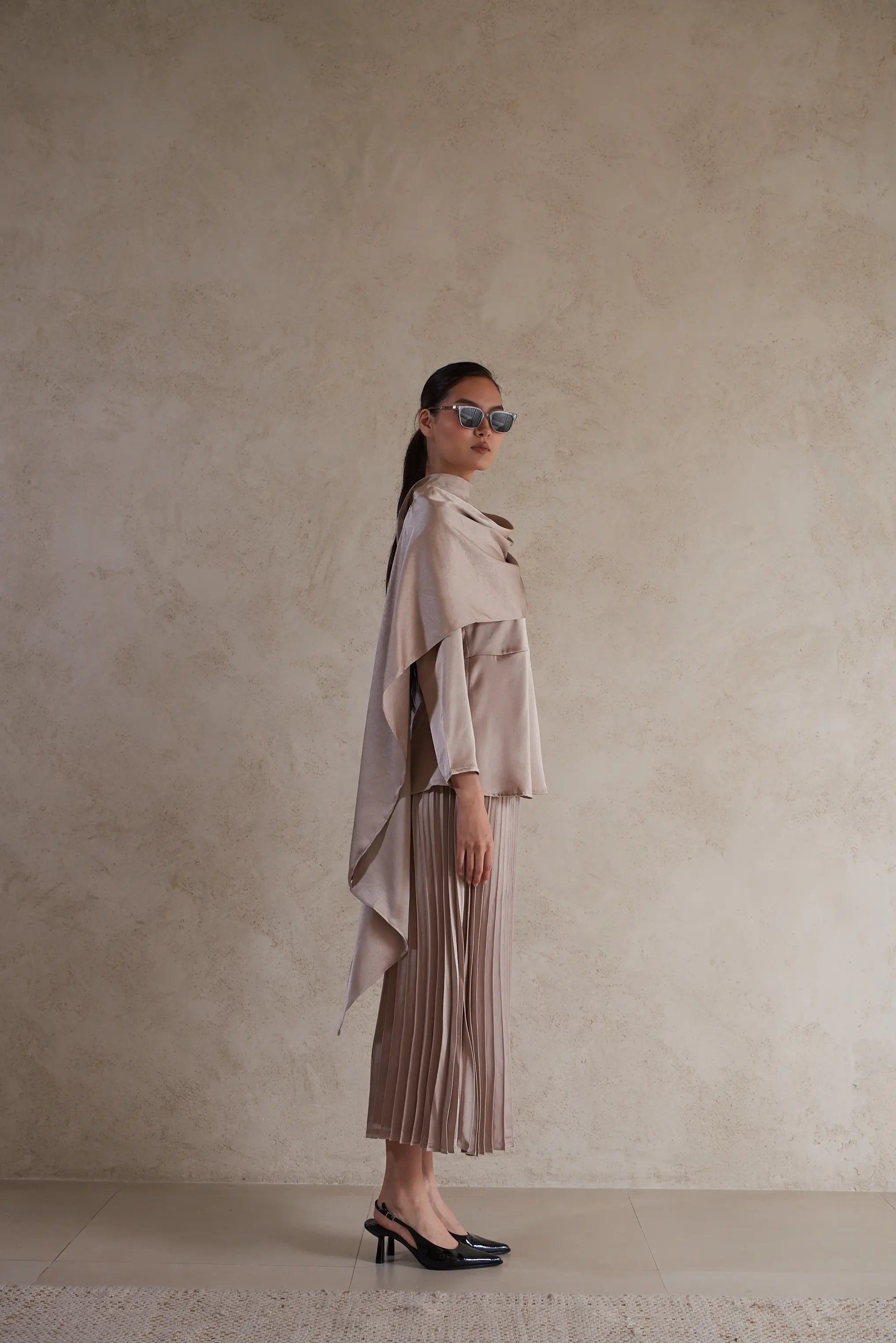 Elegant Drape satin Detail Blouse