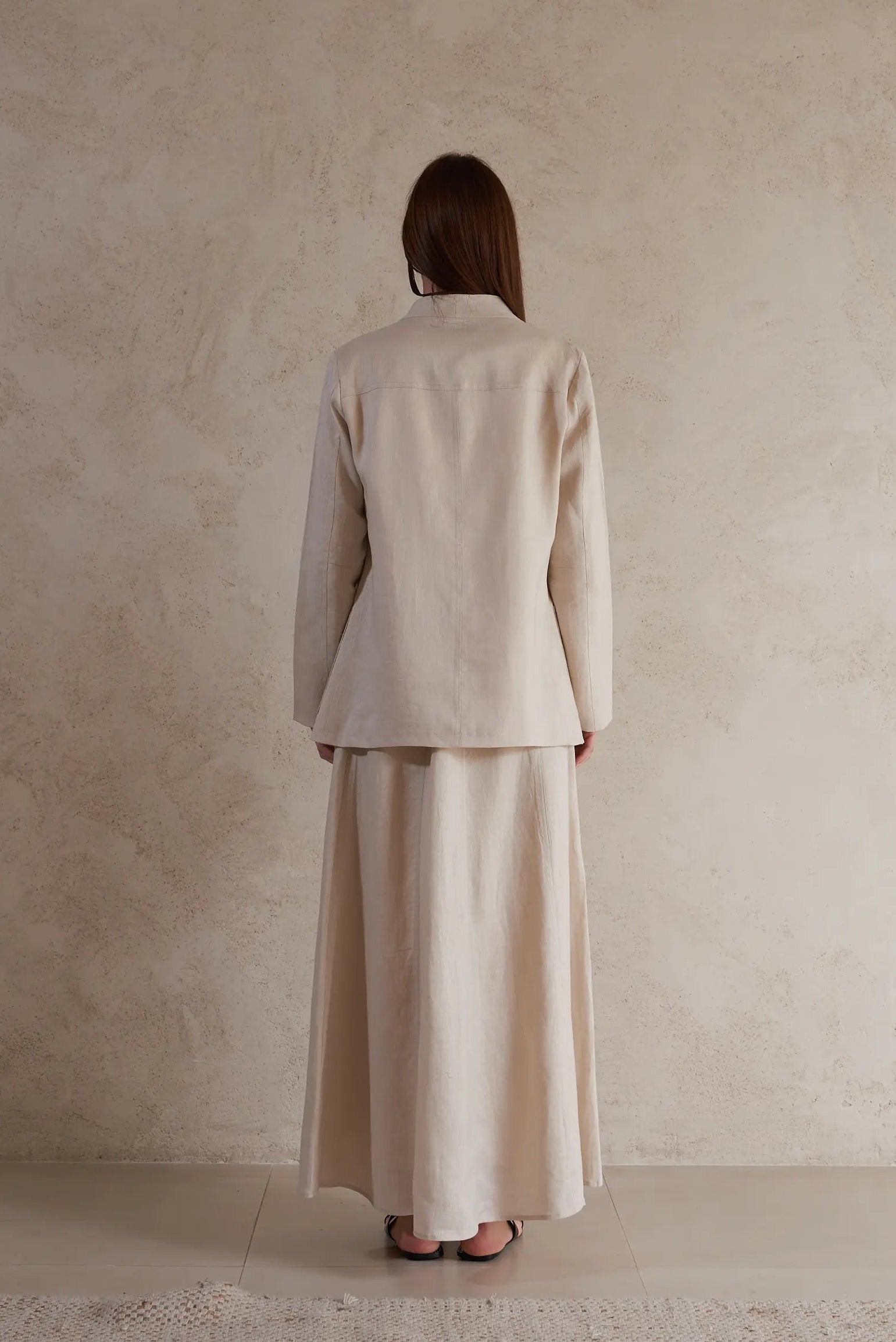 Chic Tailored Linen Jacket
