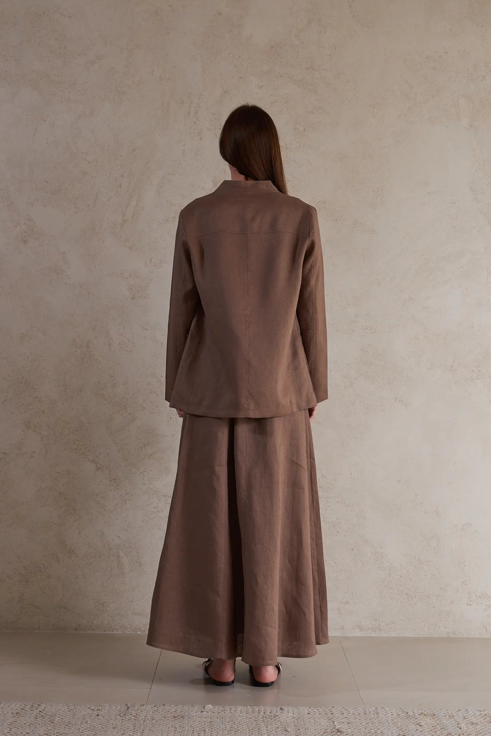 Chic Tailored Linen Jacket