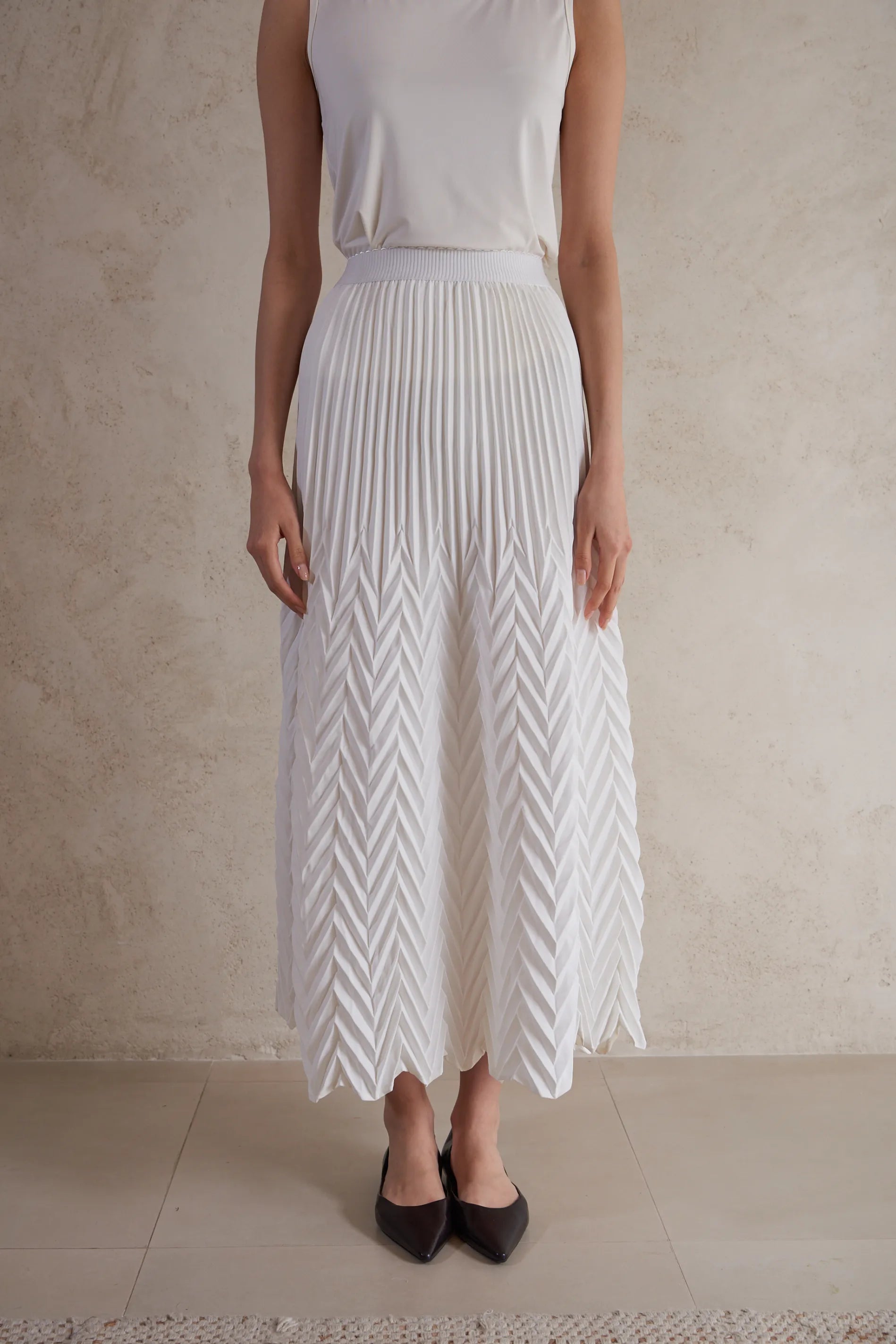 Flowy pleated skirt