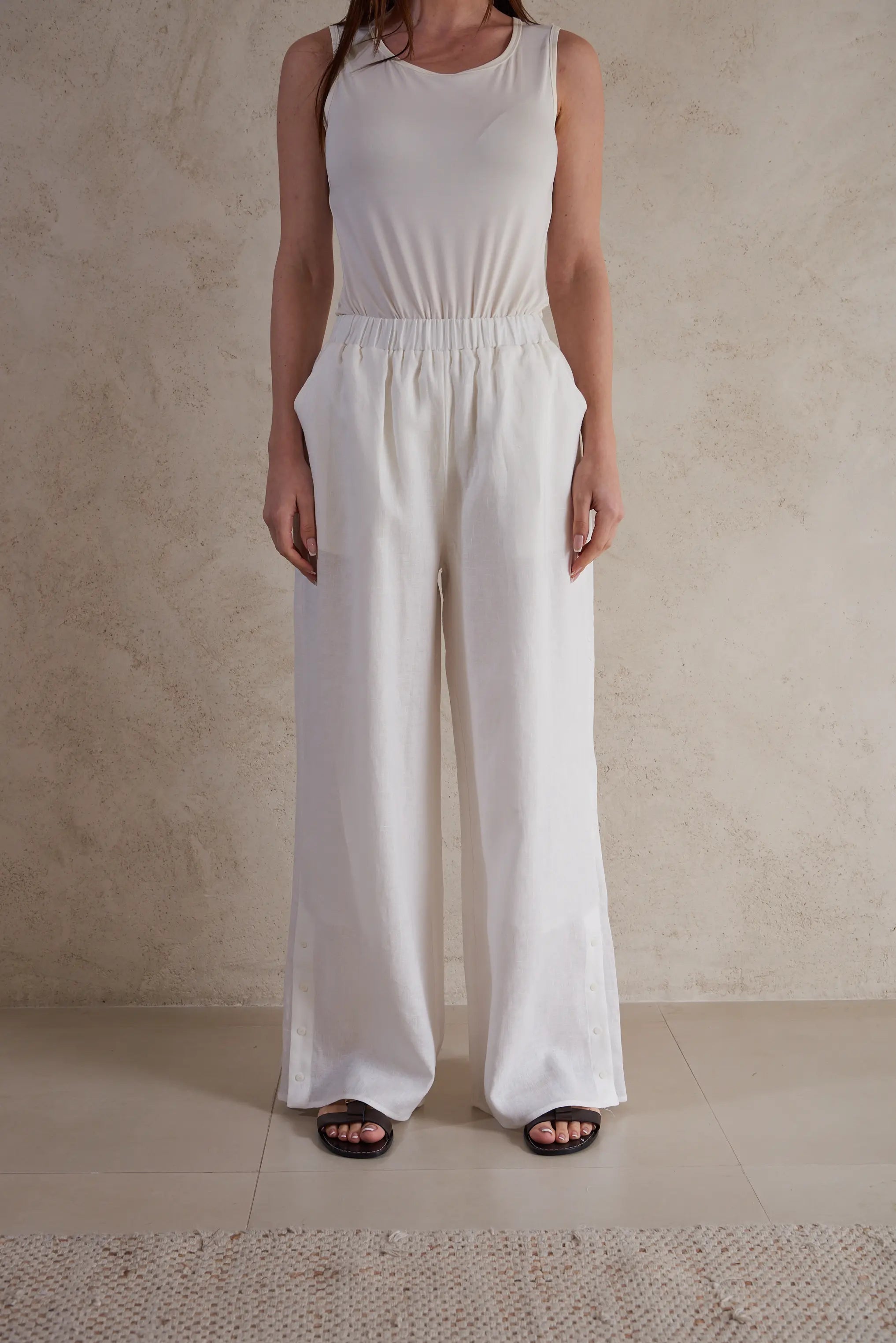 Wide-Leg Linen Pants