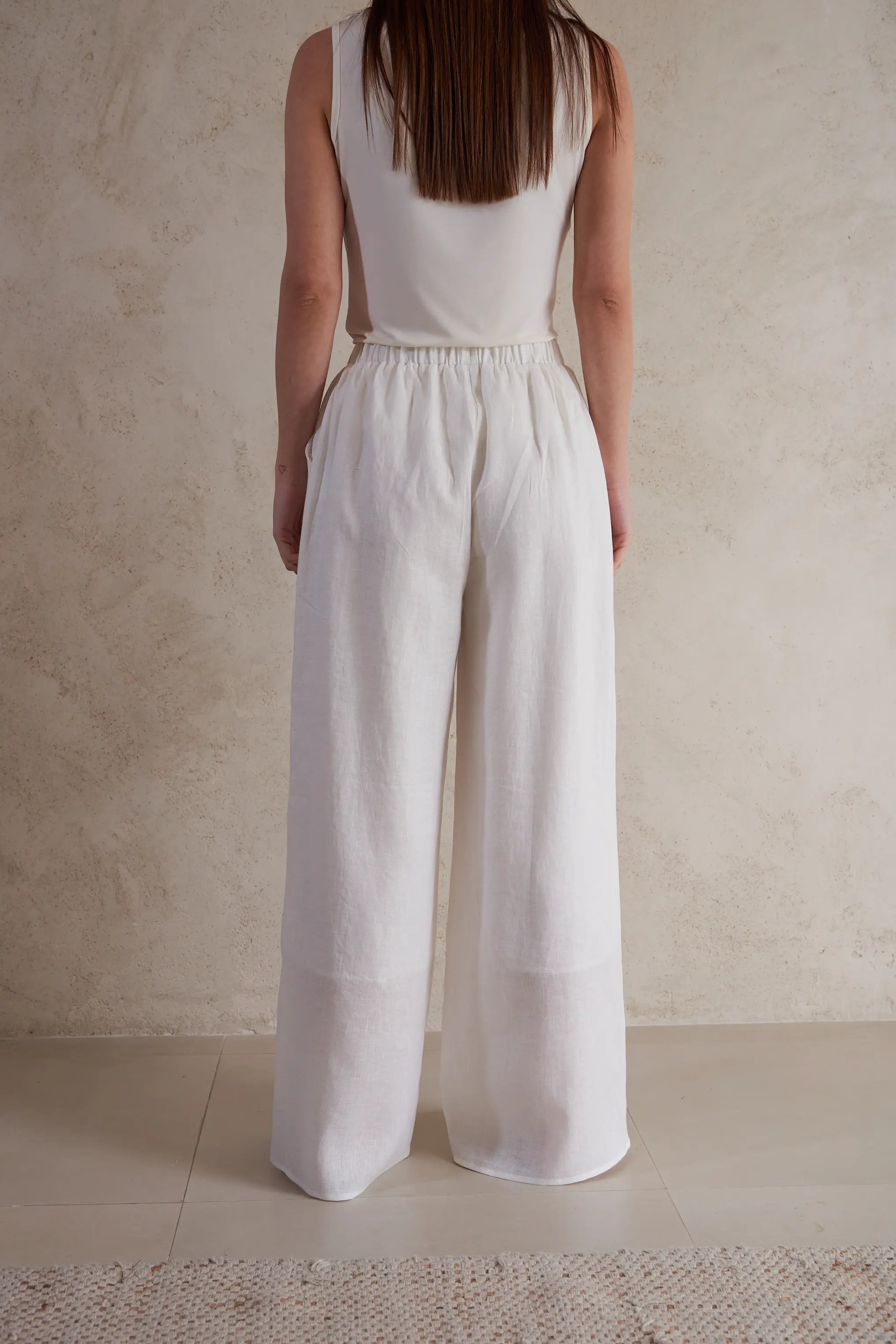 Wide-Leg Linen Pants