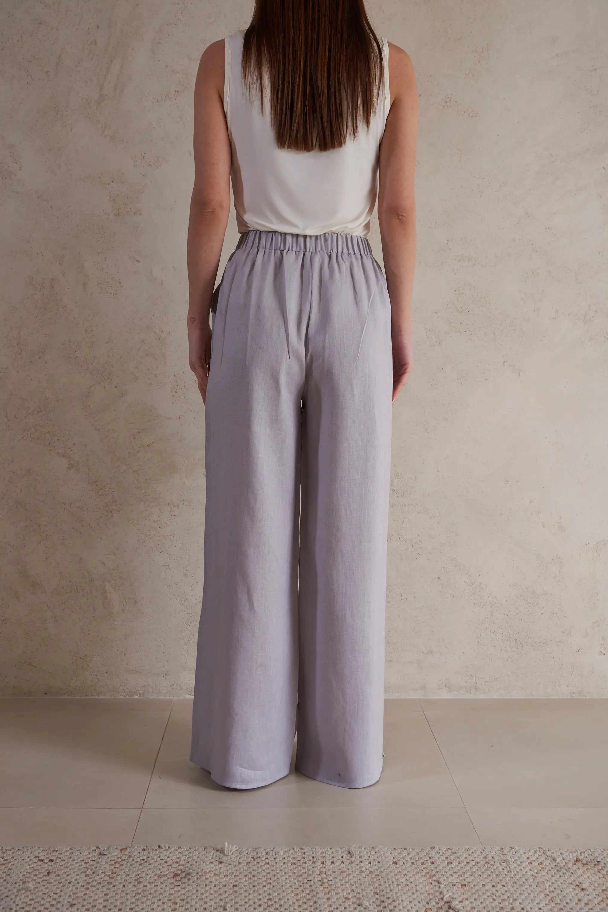 Wide-Leg Linen Pants